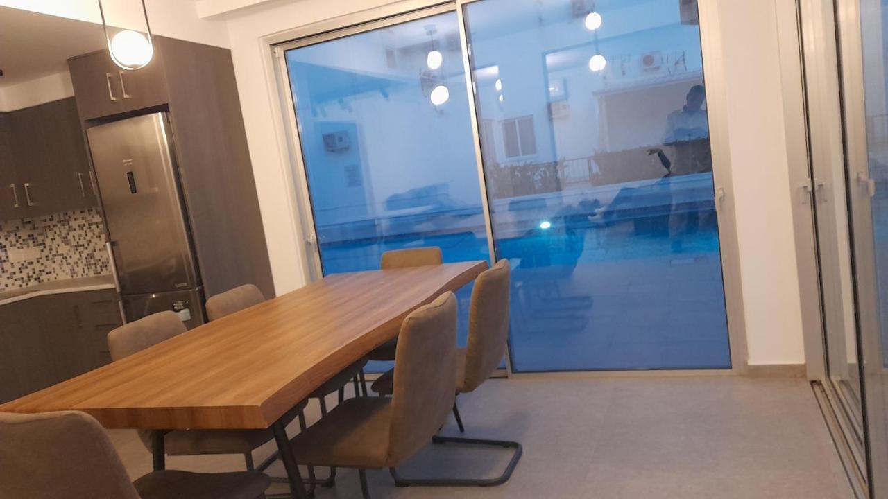 Sky Apartment On The Pool Αγία Νάπα Εξωτερικό φωτογραφία